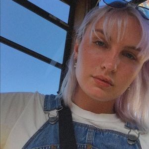 Meet your Posher, Clare